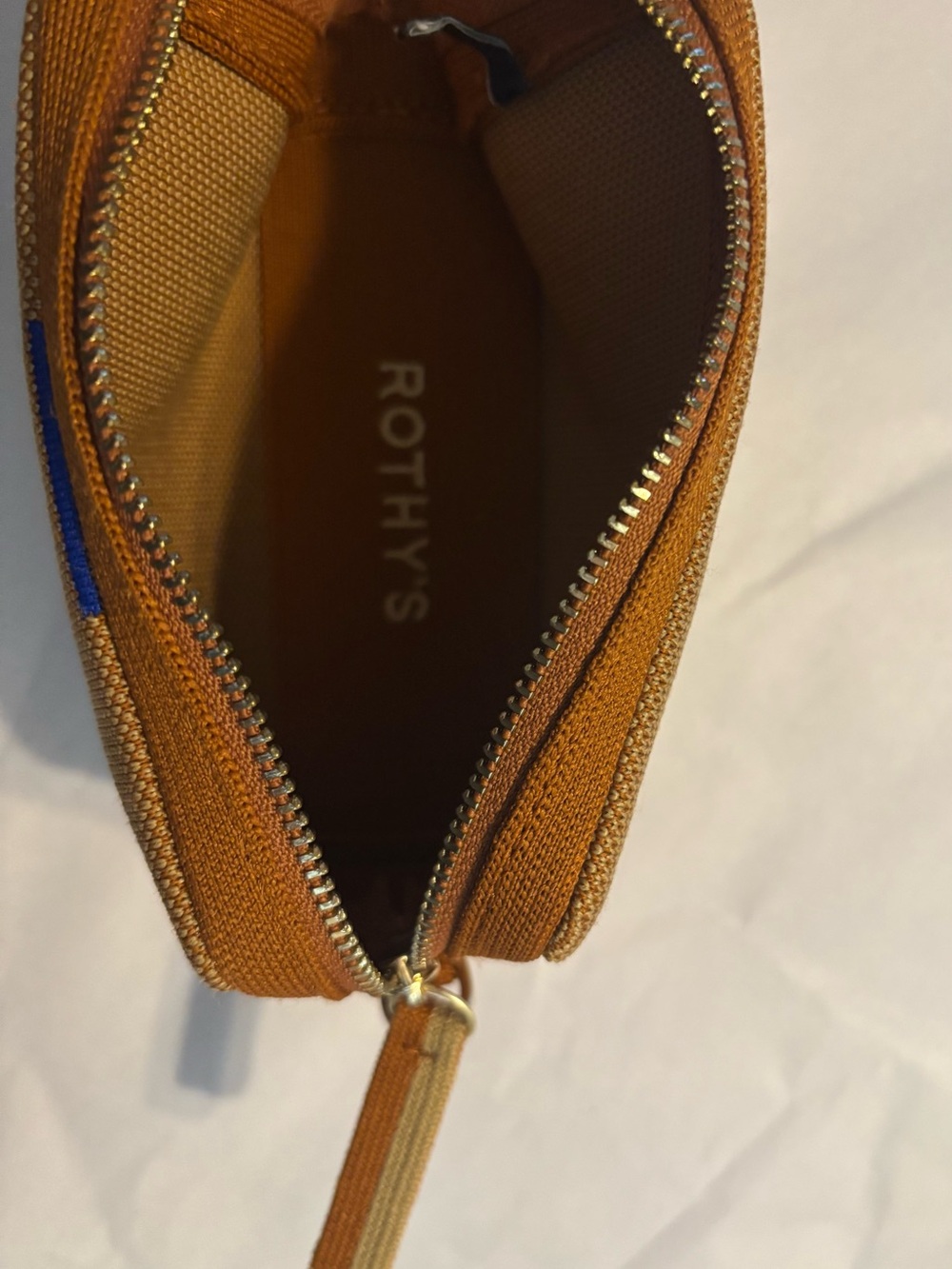 Rothy’s pouch - Picture 4 of 6